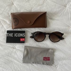 Ray-ban erika classic
